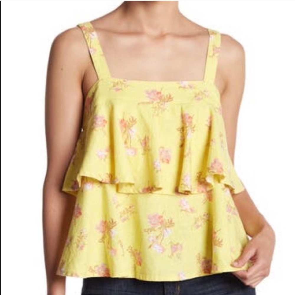 📢 3/$30📢 Linen Blend Ruffle Tank - Picture 6 of 6